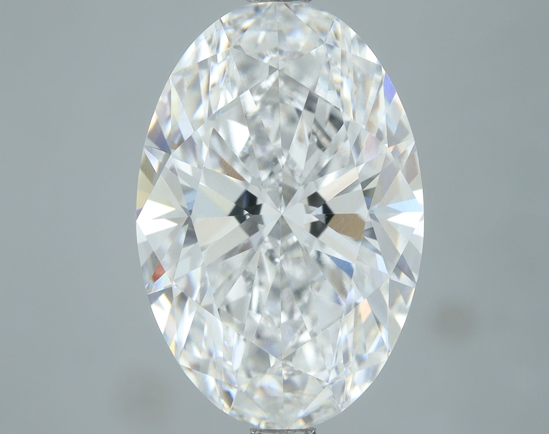 Lab-Grown 5.04 Carat Oval Shape Diamond color D Clarity VS1, precious stones, engagement diamonds