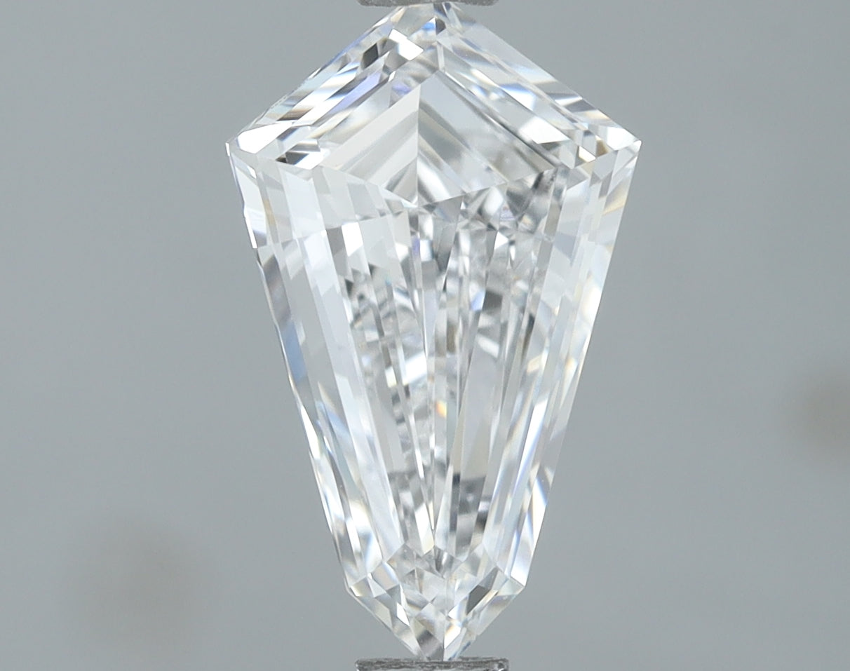 Lab-Grown 1.06 Carat Shield Shape Diamond color D Clarity VS1, precious stones, engagement diamonds