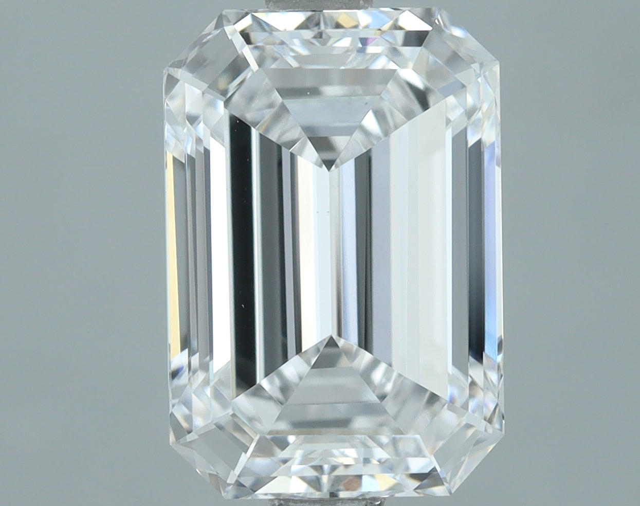 Lab-Grown 2.71 Carat Emerald Cut Diamond color D Clarity VVS2, precious stones, engagement diamonds