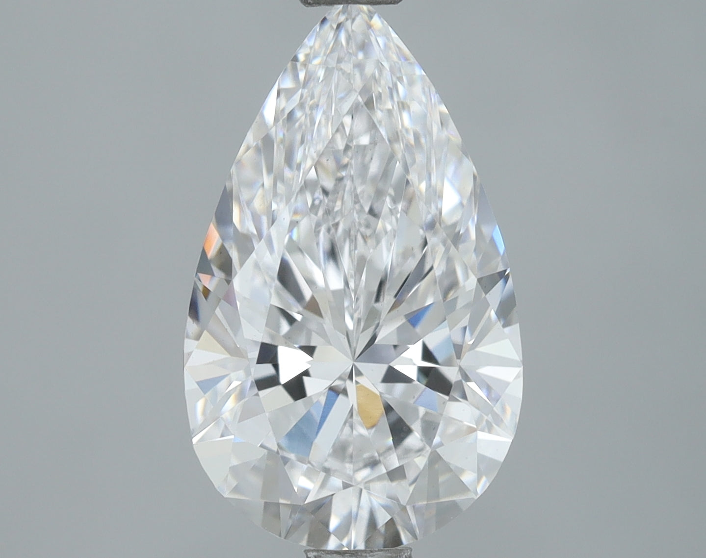 Lab-Grown 2.06 Carat Pear Shape Diamond color D Clarity VS1, precious stones, engagement diamonds