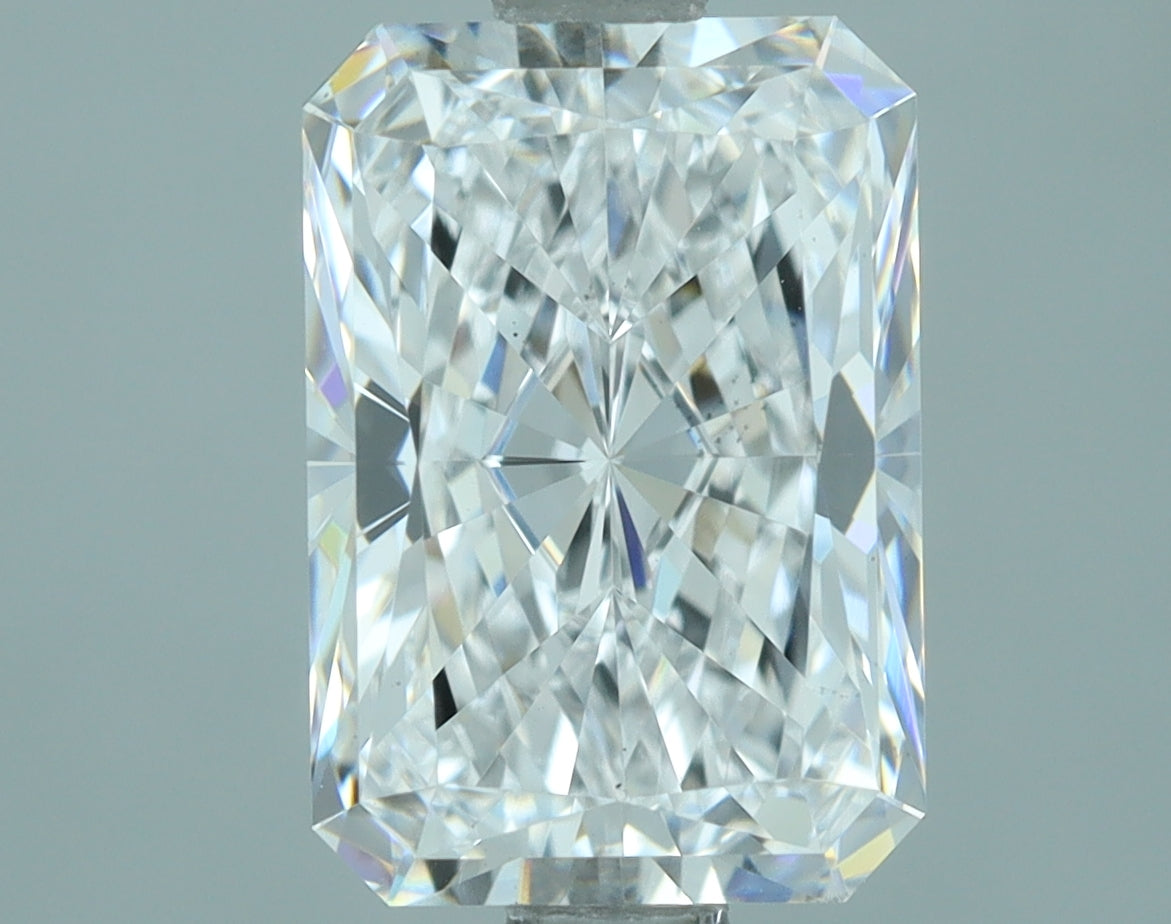 Lab-Grown 2.02 Carat Radiant Cut Diamond color D Clarity VS1, precious stones, engagement diamonds