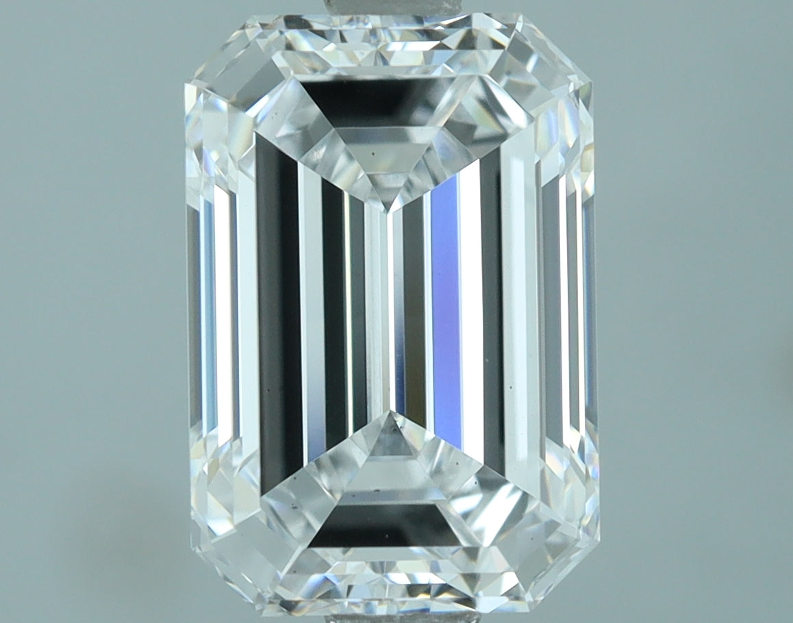 Lab-Grown 2.03 Carat Emerald Cut Diamond color D Clarity VS2, precious stones, engagement diamonds