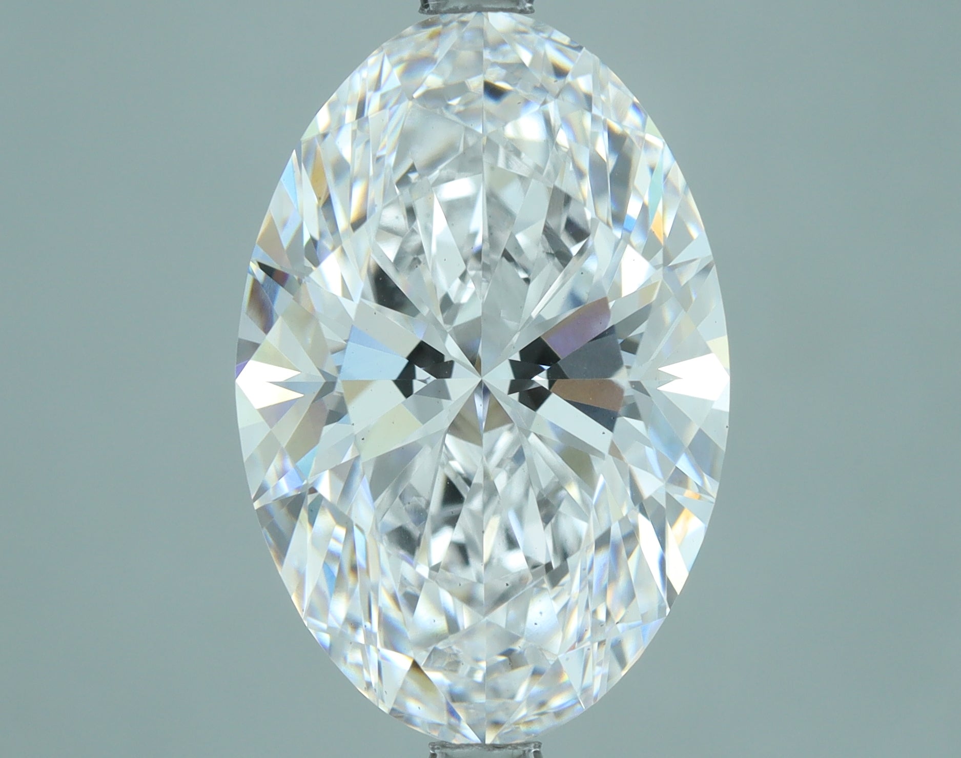 Lab-Grown 5.80 Carat Oval Shape Diamond color D Clarity VS2, precious stones, engagement diamonds