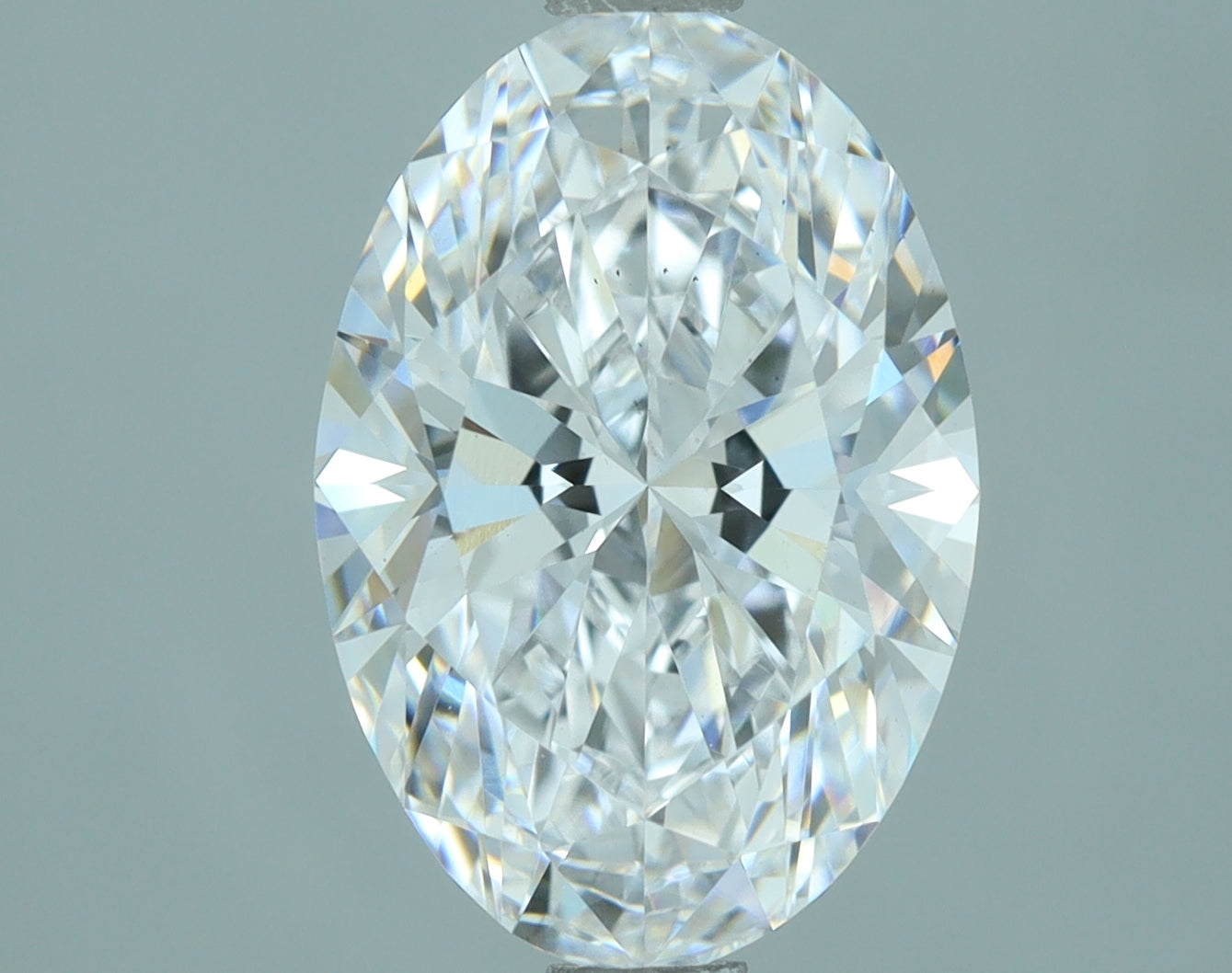 Lab-Grown 2.12 Carat Oval Shape Diamond color D Clarity VS2, precious stones, engagement diamonds