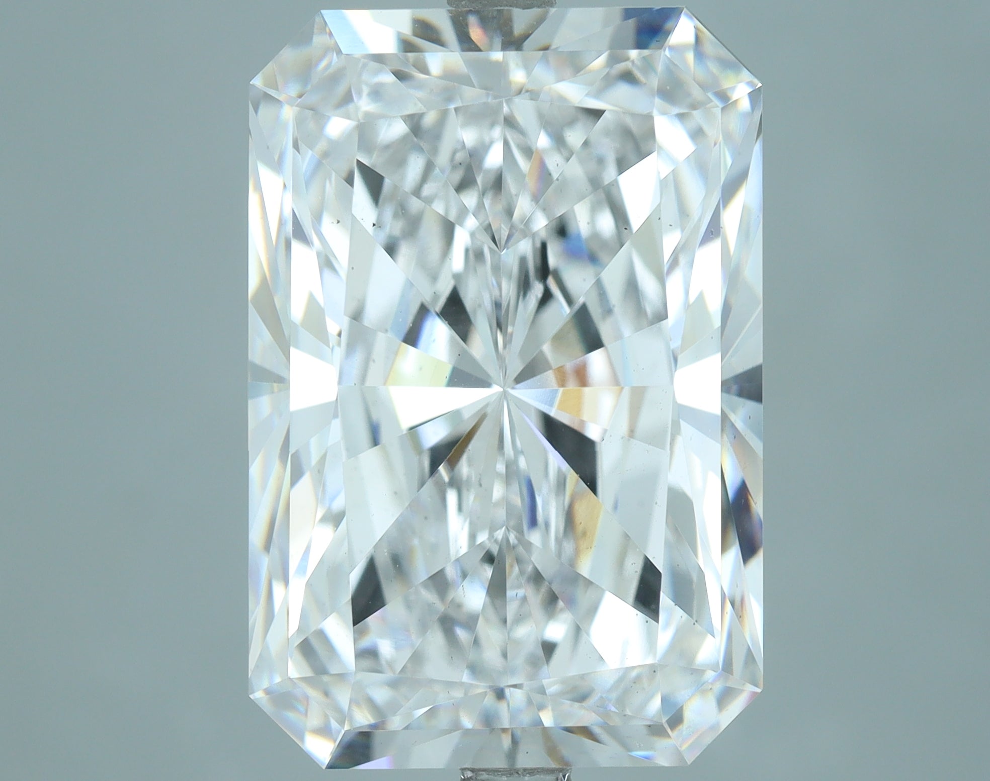 Lab-Grown 10.34 Carat Radiant Cut Diamond color E Clarity VS2, precious stones, engagement diamonds