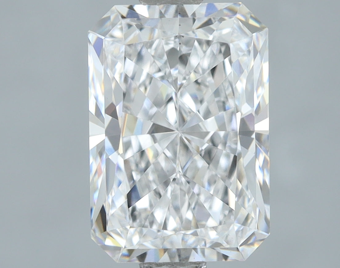 Lab-Grown 2.02 Carat Radiant Cut Diamond color D Clarity VS1, precious stones, engagement diamonds