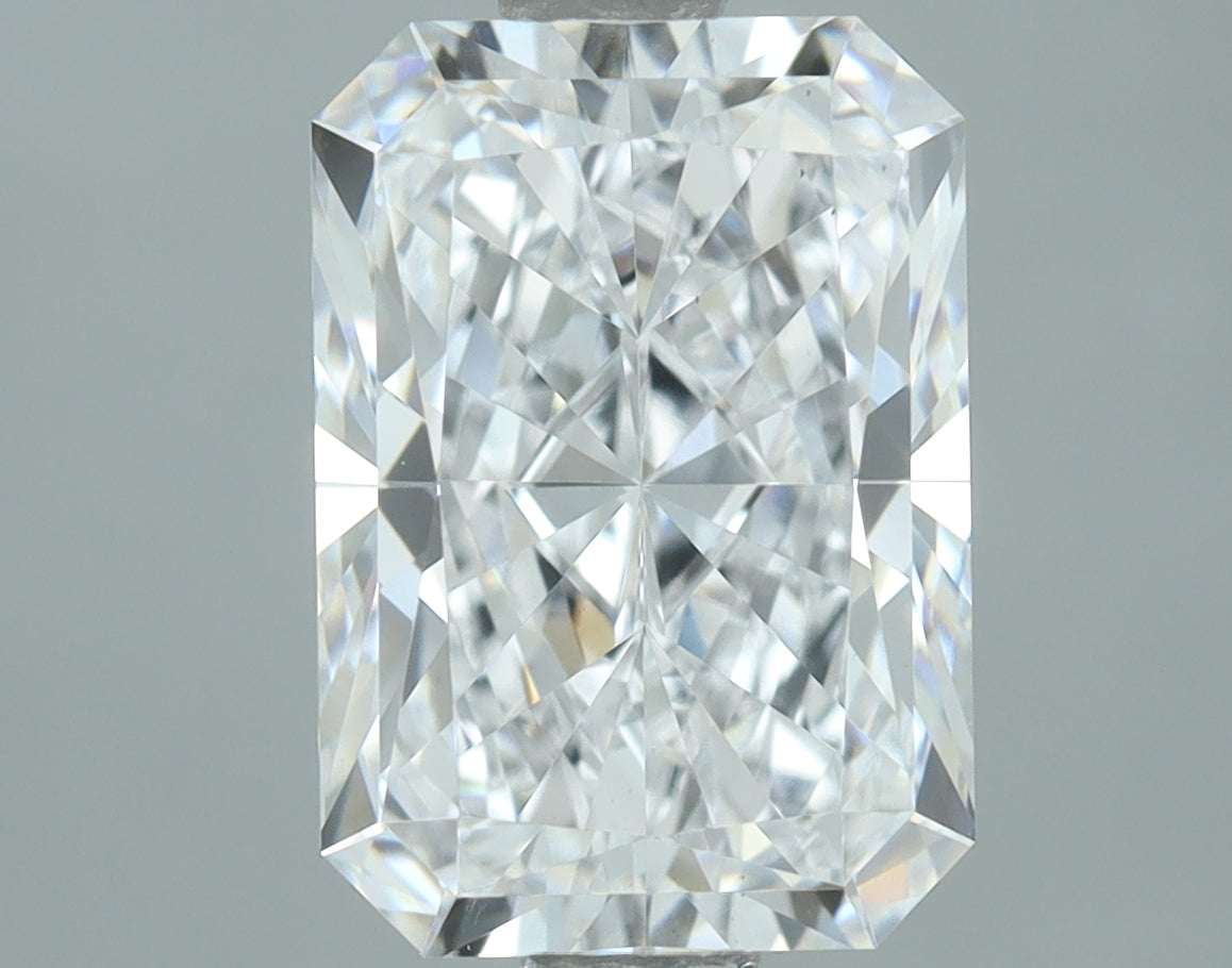 Lab-Grown 2.00 Carat Radiant Cut Diamond color D Clarity VS1, precious stones, engagement diamonds