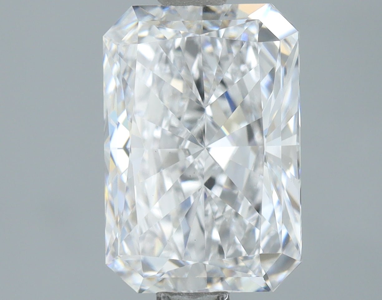 Lab-Grown 2.01 Carat Radiant Cut Diamond color D Clarity VS1, precious stones, engagement diamonds