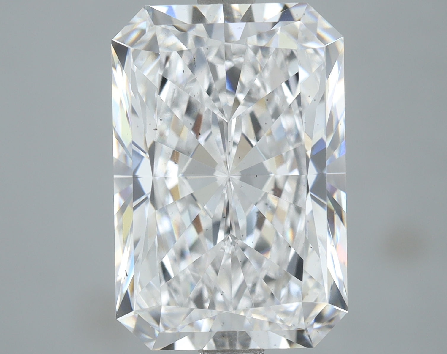 Lab-Grown 4.43 Carat Radiant Cut Diamond color D Clarity VS2, precious stones, engagement diamonds