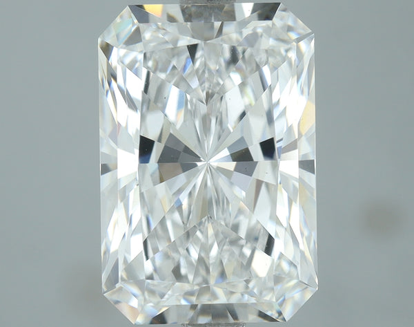 Lab-Grown 3.76 Carat Radiant Cut Diamond color D Clarity VS1, precious stones, engagement diamonds