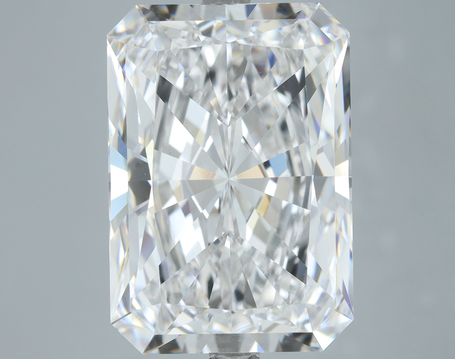 Lab-Grown 10.12 Carat Radiant Cut Diamond color E Clarity VS1, precious stones, engagement diamonds