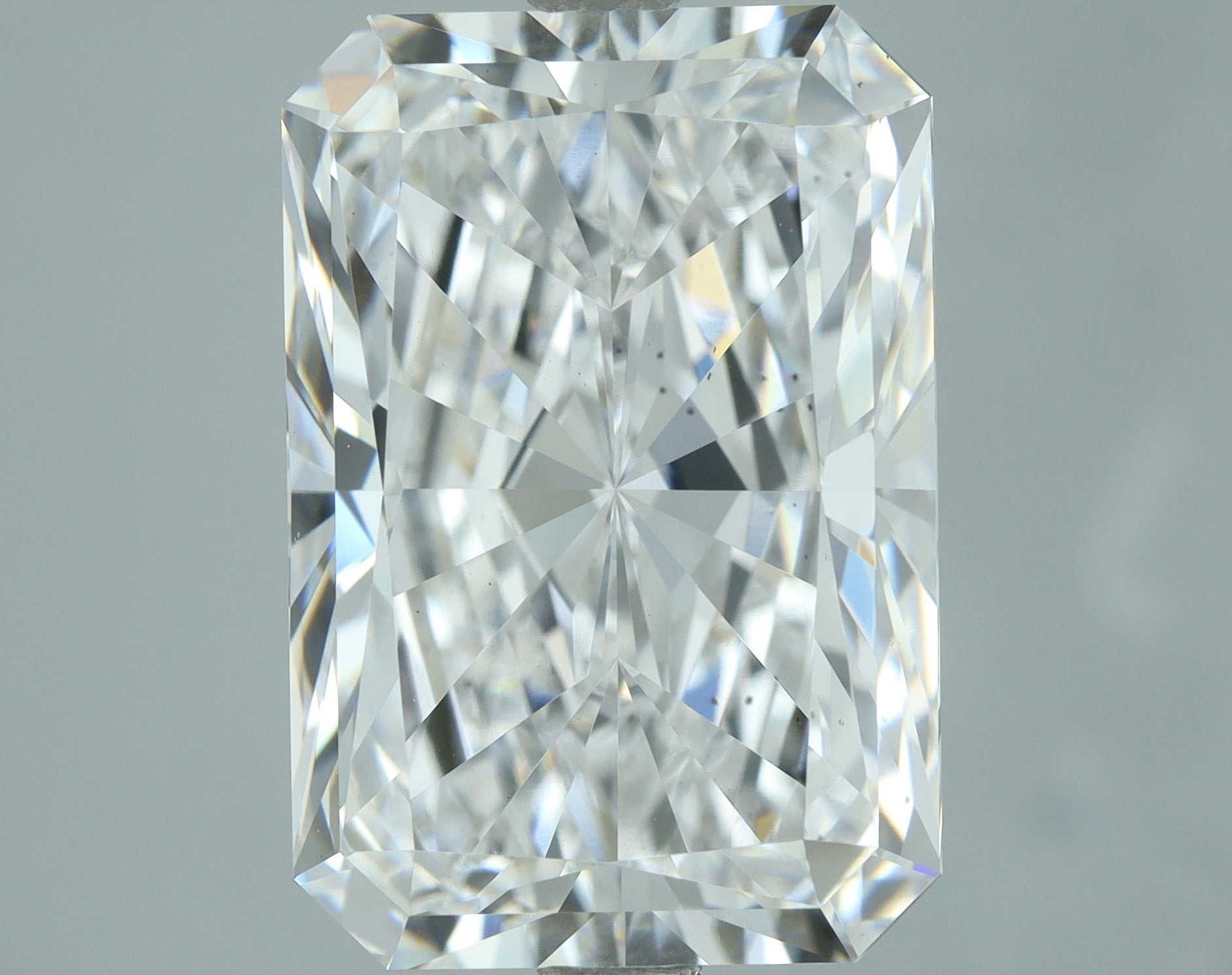 Lab-Grown 7.02 Carat Radiant Cut Diamond color D Clarity VS2, precious stones, engagement diamonds