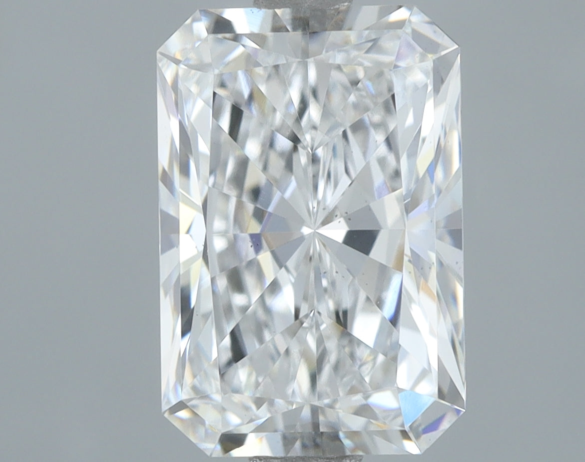 Lab-Grown 2.07 Carat Radiant Cut Diamond color E Clarity VS2, precious stones, engagement diamonds