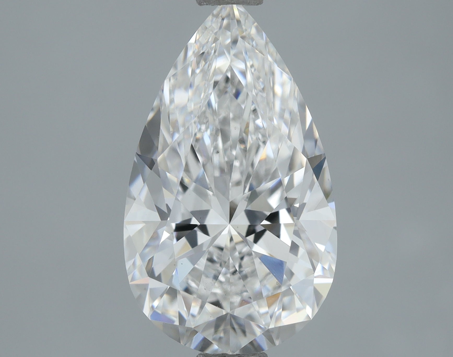 Lab-Grown 2.10 Carat Pear Shape Diamond color E Clarity VS1, precious stones, engagement diamonds
