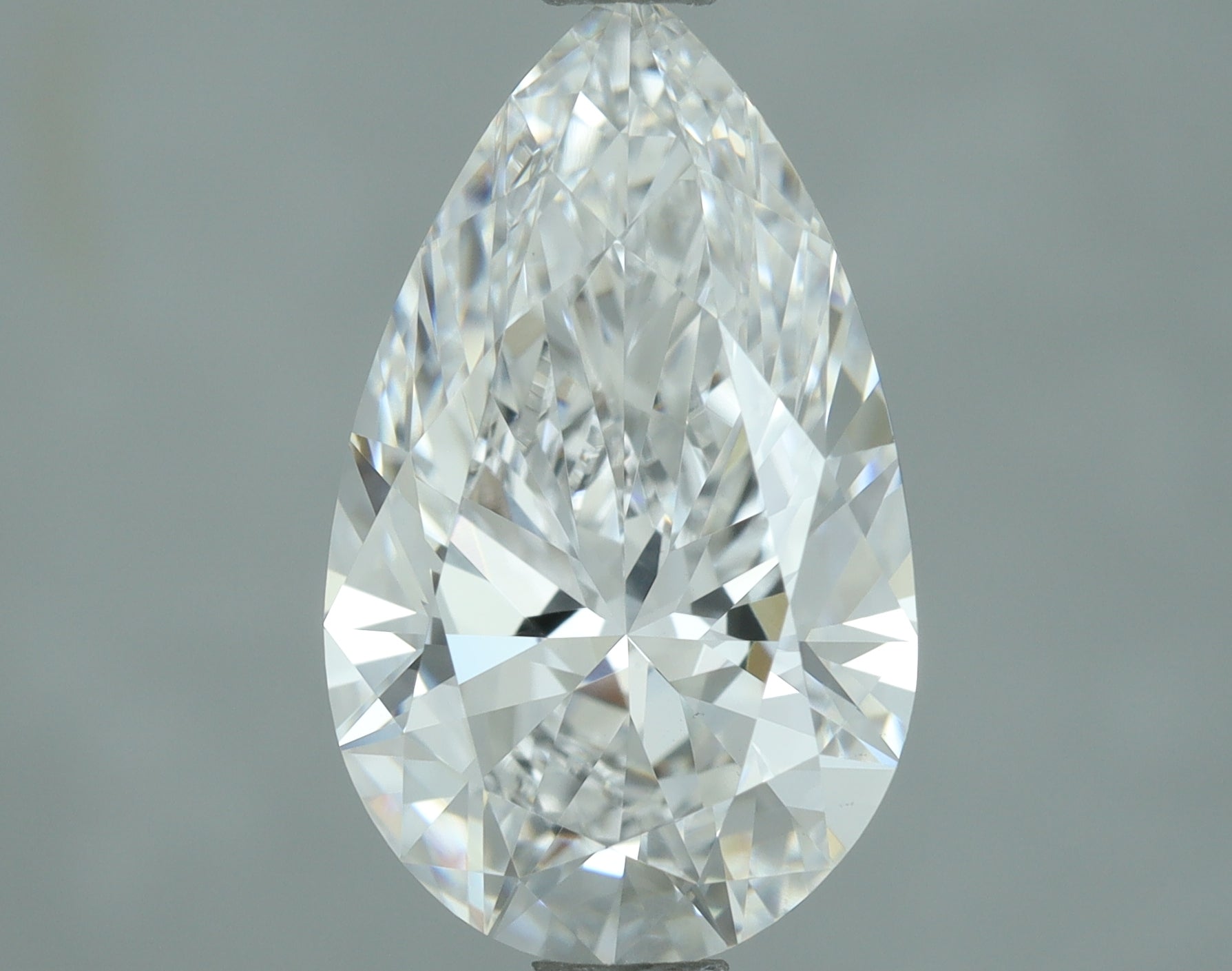 Lab-Grown 2.10 Carat Pear Shape Diamond color E Clarity VS1, precious stones, engagement diamonds