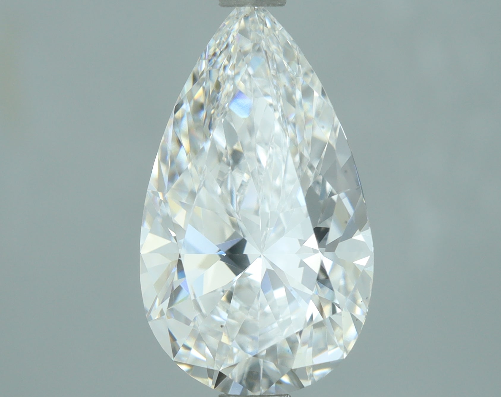Lab-Grown 2.12 Carat Pear Shape Diamond color E Clarity VS2, precious stones, engagement diamonds