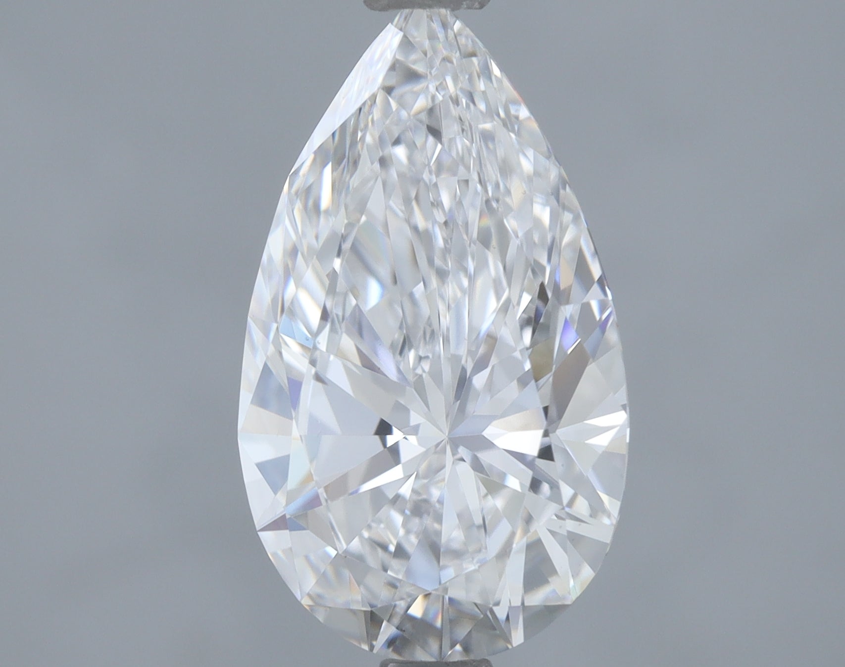 Lab-Grown 2.01 Carat Pear Shape Diamond color D Clarity VS1, precious stones, engagement diamonds