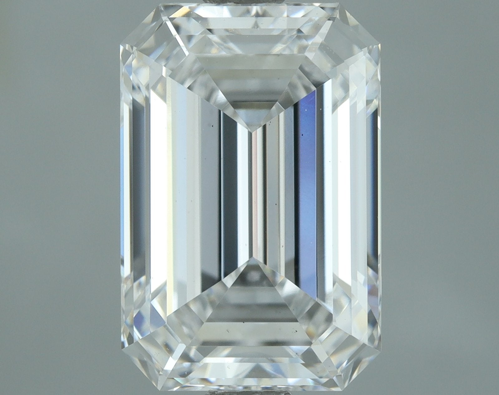 Lab-Grown 3.15 Carat Emerald Cut Diamond color D Clarity VS1, precious stones, engagement diamonds