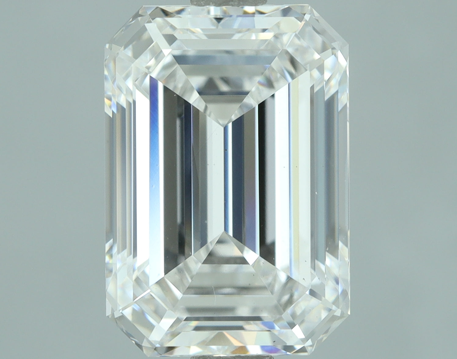 Lab-Grown 3.10 Carat Emerald Cut Diamond color E Clarity VS1, precious stones, engagement diamonds