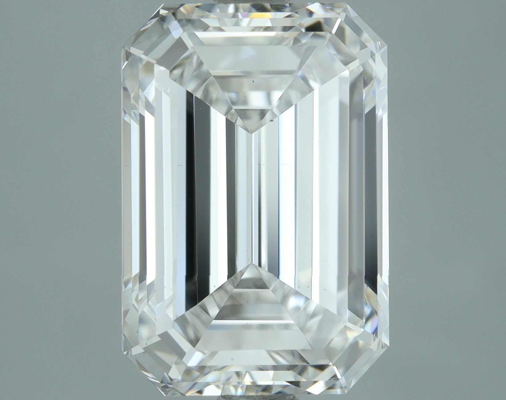 Lab-Grown 3.51 Carat Emerald Cut Diamond color E Clarity VS1, precious stones, engagement diamonds