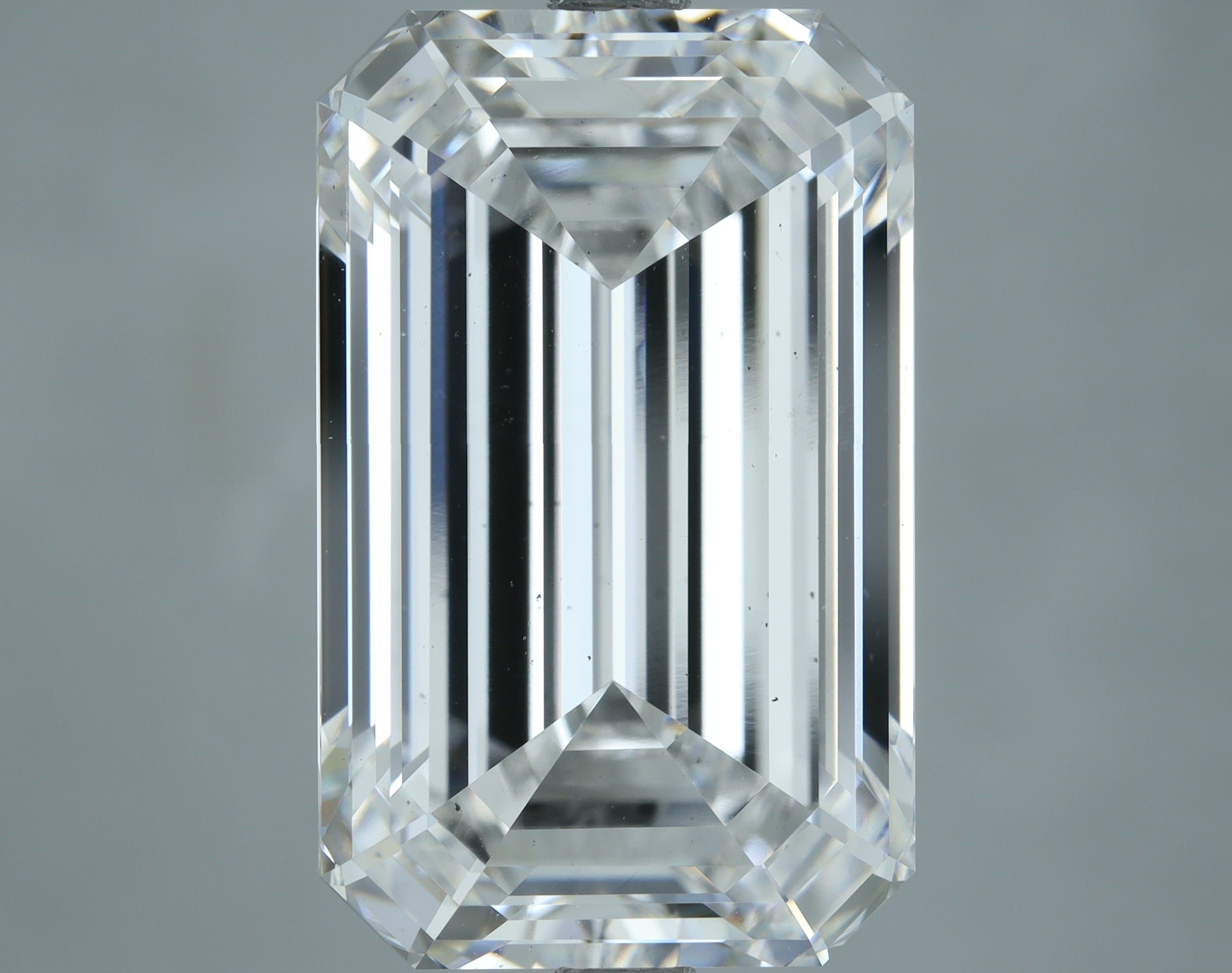 Lab-Grown 10.22 Carat Emerald Cut Diamond color E Clarity VS2, precious stones, engagement diamonds
