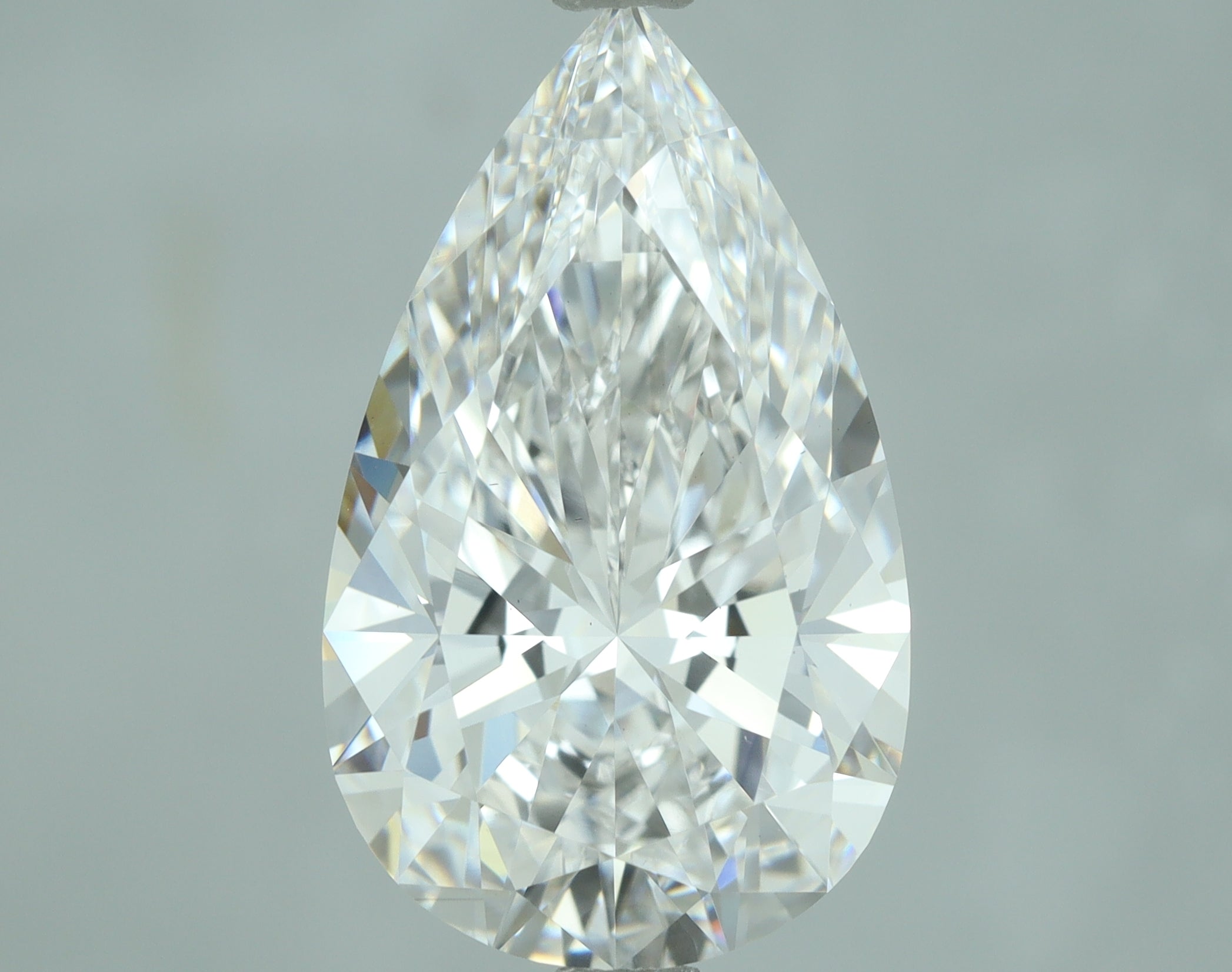 Lab-Grown 4.01 Carat Pear Shape Diamond color E Clarity VS1, precious stones, engagement diamonds