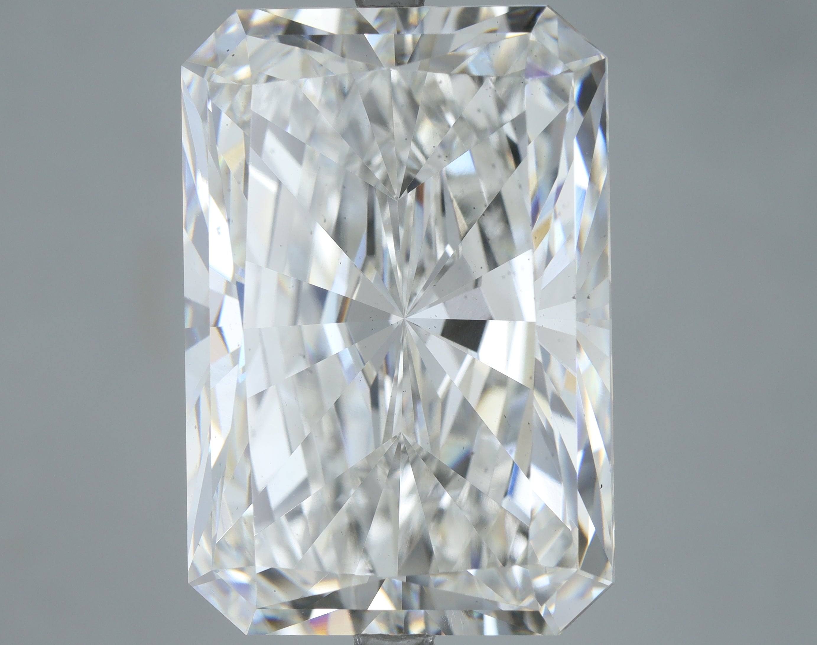 Lab-Grown 17.03 Carat Radiant Cut Diamond color F Clarity VS2, precious stones, engagement diamonds
