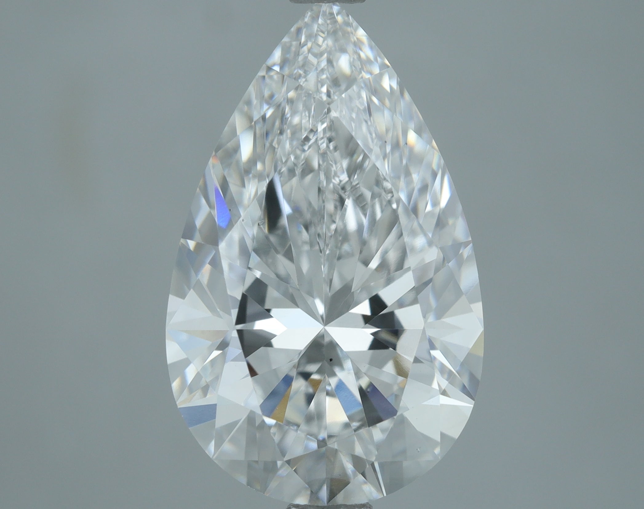 Lab-Grown 3.52 Carat Pear Shape Diamond color F Clarity VS2, precious stones, engagement diamonds