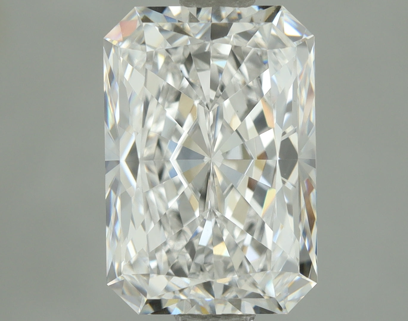 Lab-Grown 2.16 Carat Radiant Cut Diamond color D Clarity VS1, precious stones, engagement diamonds