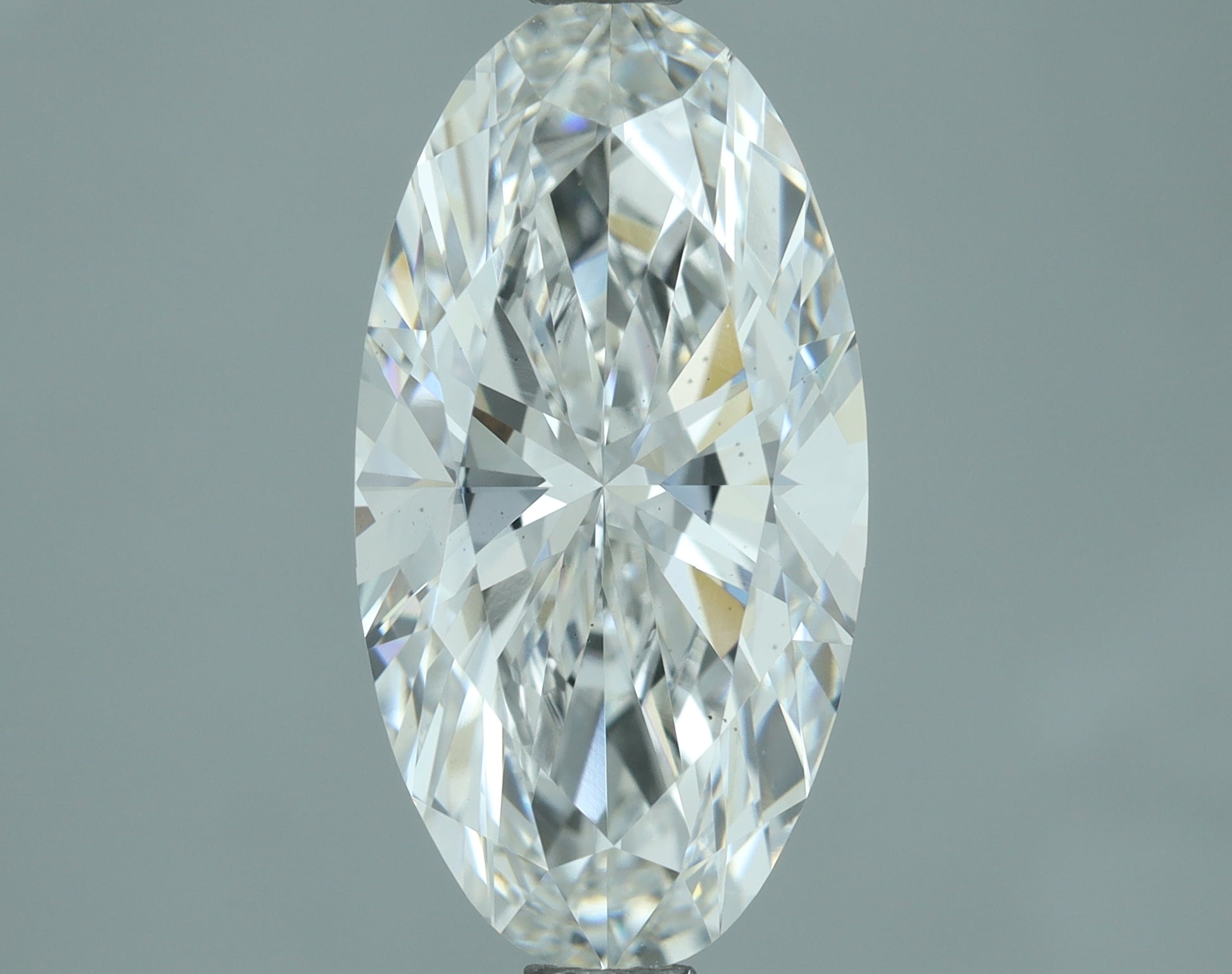 Lab-Grown 2.24 Carat Oval Shape Diamond color E Clarity VS1, precious stones, engagement diamonds