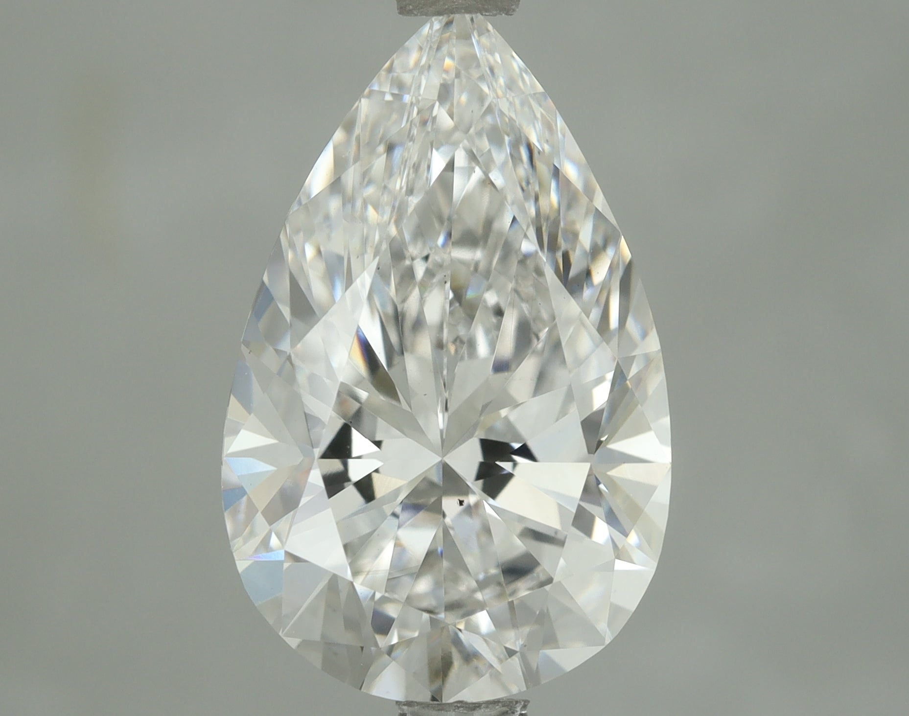 Lab-Grown 3.01 Carat Pear Shape Diamond color E Clarity VS2, precious stones, engagement diamonds