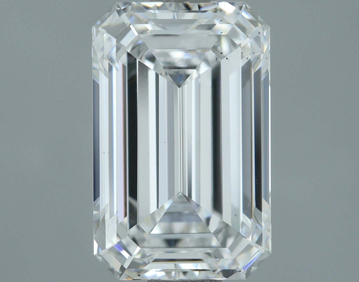 Lab-Grown 2.01 Carat Emerald Cut Diamond color E Clarity VS2, precious stones, engagement diamonds