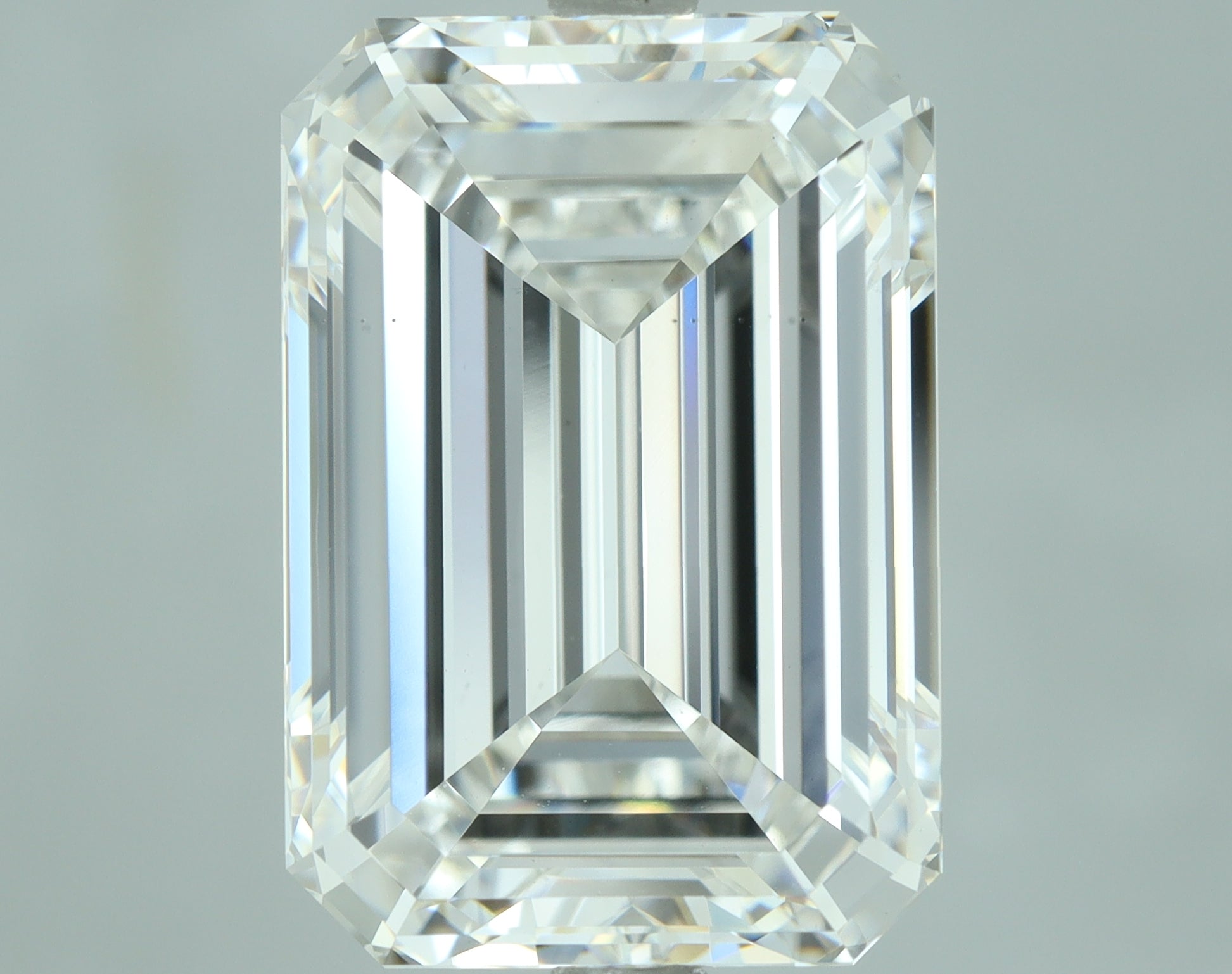 Lab-Grown 7.01 Carat Emerald Cut Diamond color F Clarity VS1, precious stones, engagement diamonds
