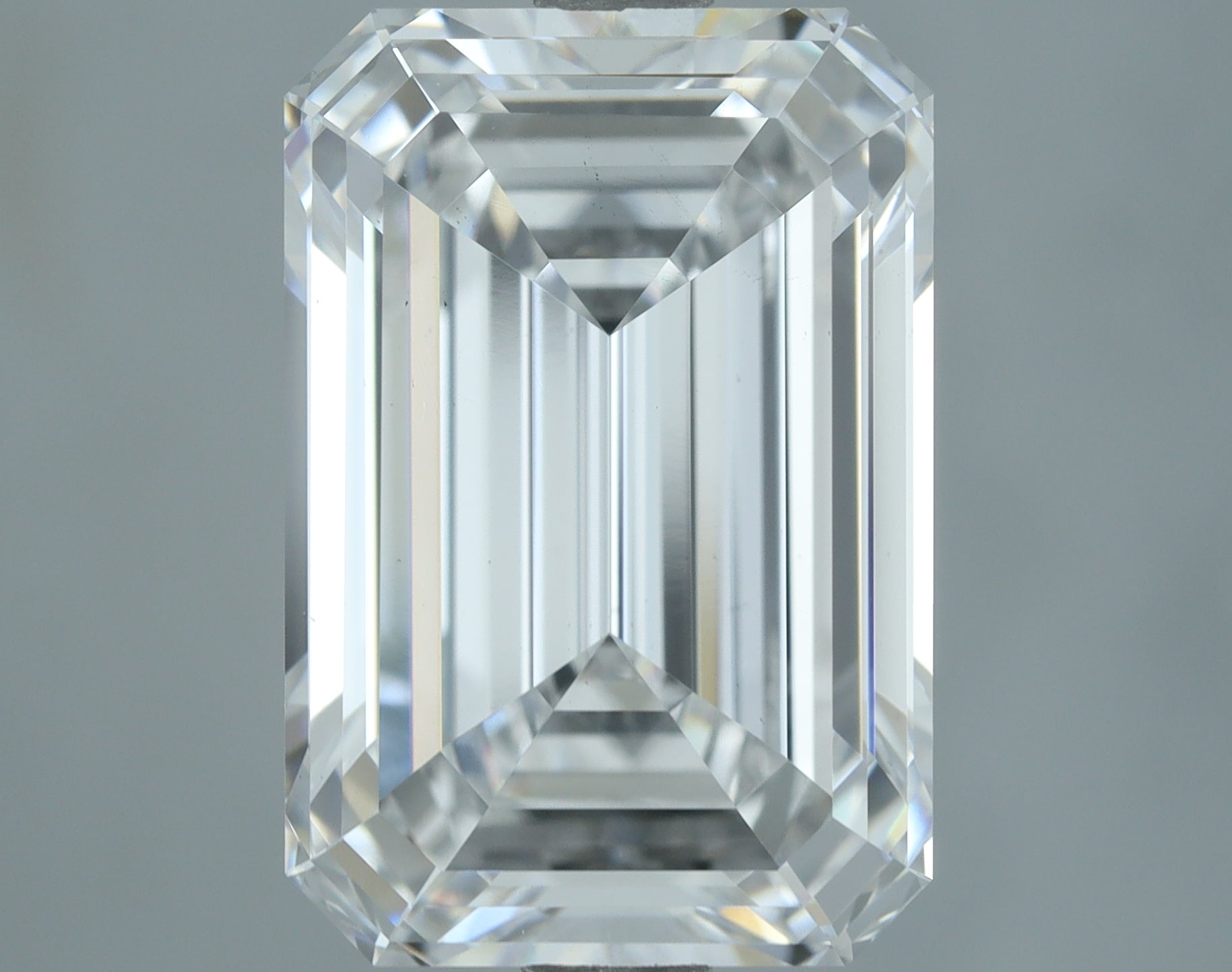 Lab-Grown 4.51 Carat Emerald Cut Diamond color D Clarity VS1, precious stones, engagement diamonds
