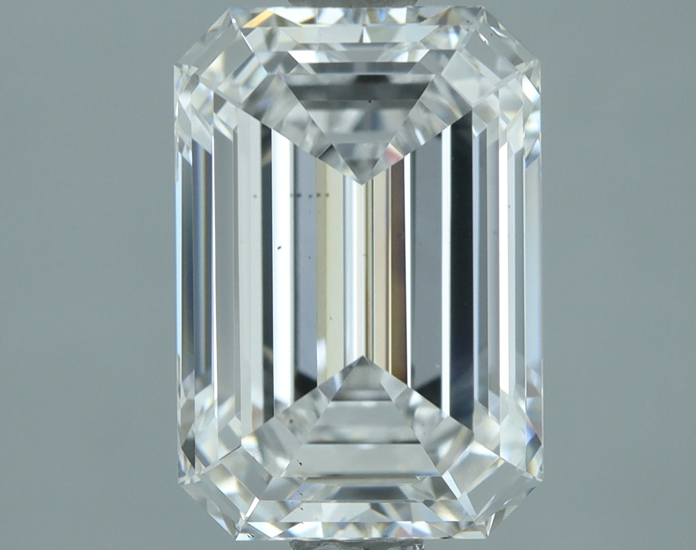 Lab-Grown 2.01 Carat Emerald Cut Diamond color D Clarity VS1, precious stones, engagement diamonds