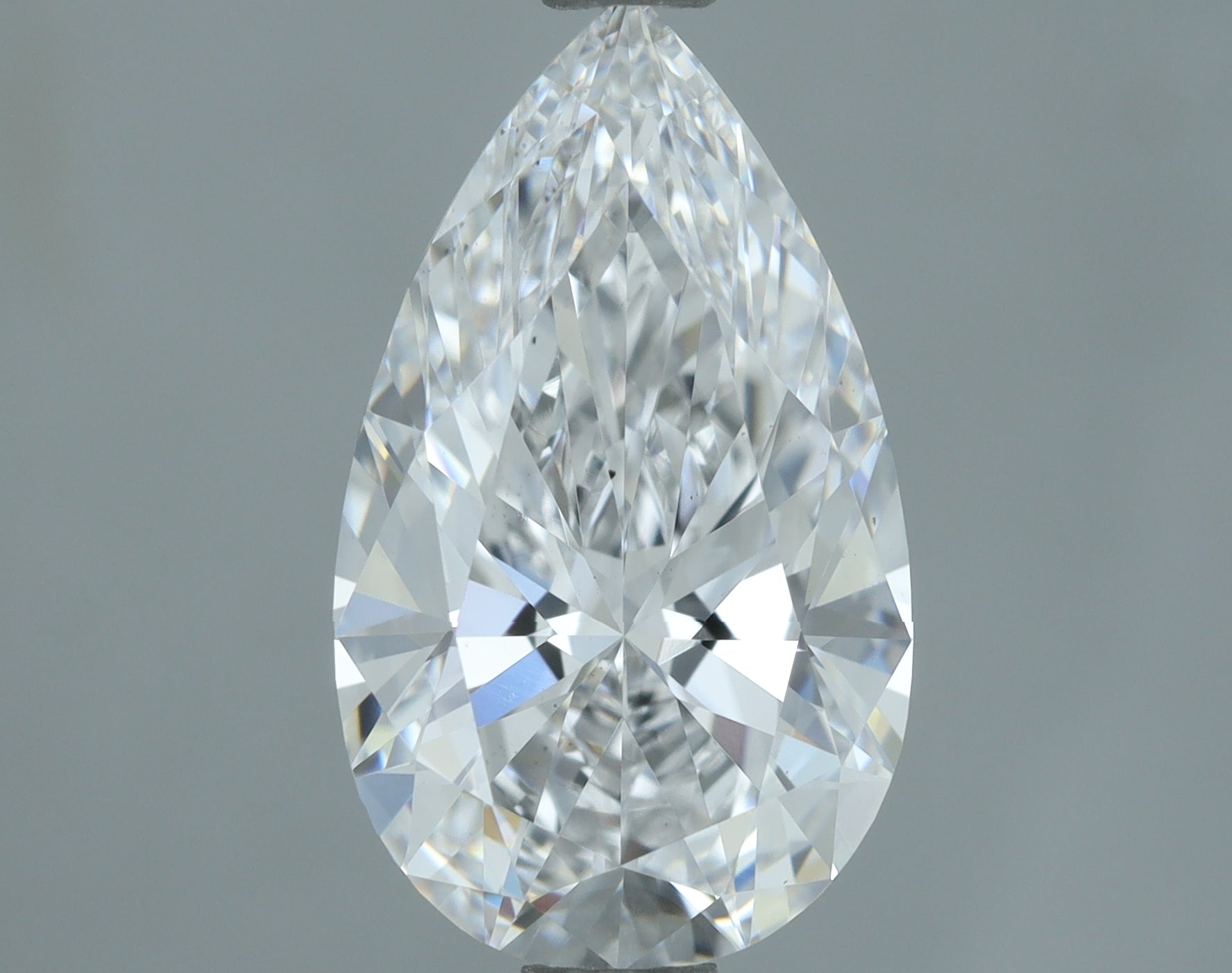 Lab-Grown 2.01 Carat Pear Shape Diamond color D Clarity VS2, precious stones, engagement diamonds