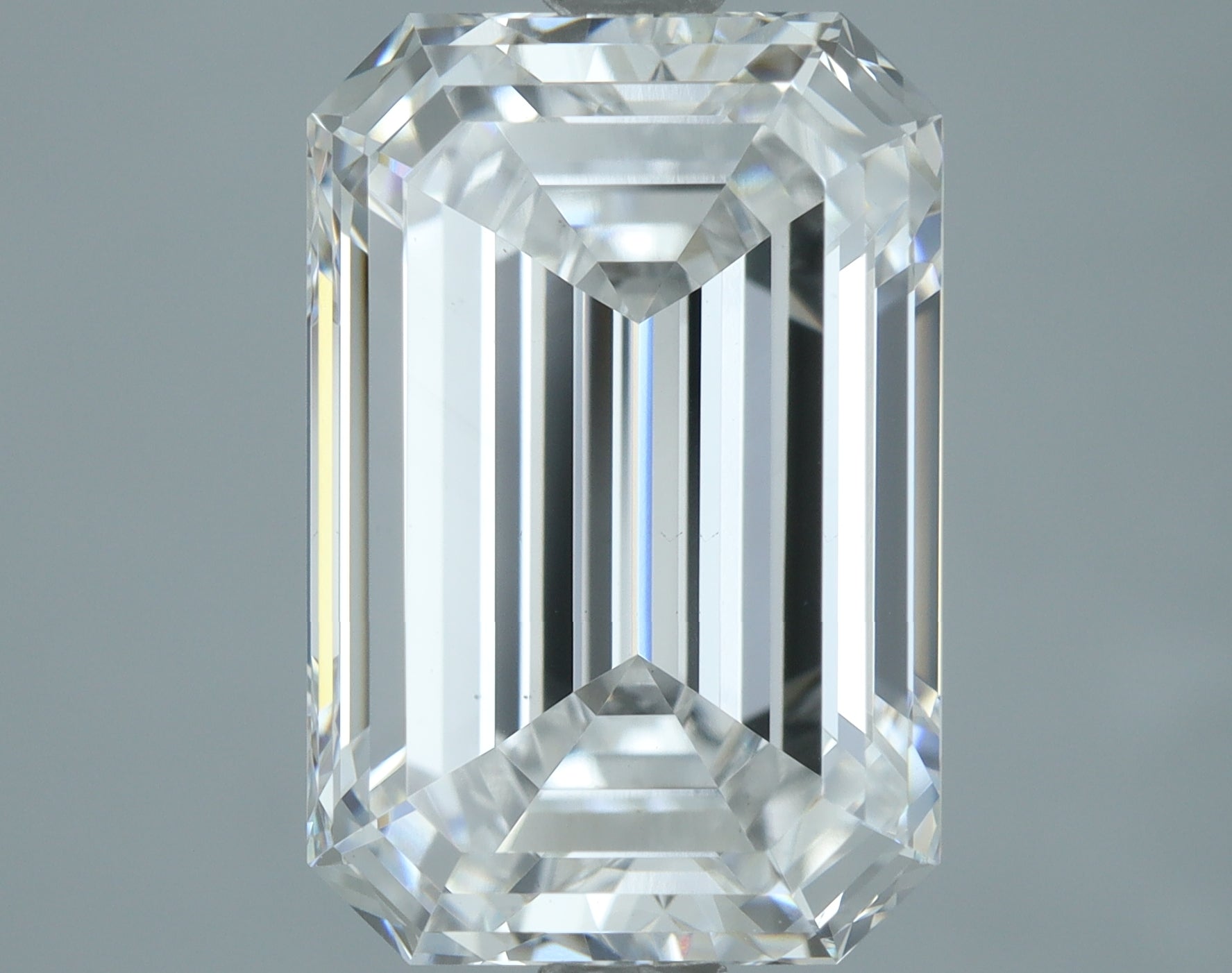Lab-Grown 4.00 Carat Emerald Cut Diamond color E Clarity VS1, precious stones, engagement diamonds