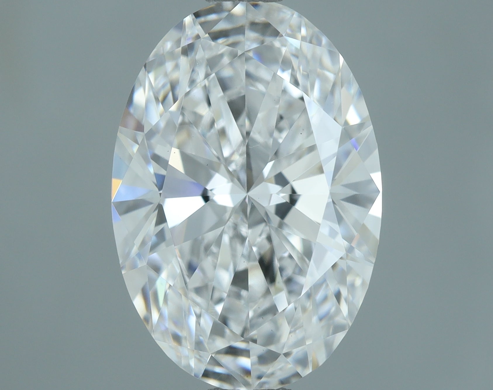 Lab-Grown 2.50 Carat Oval Shape Diamond color D Clarity VS1, precious stones, engagement diamonds