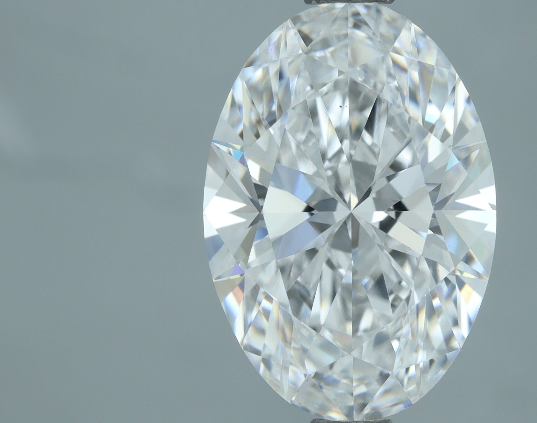 Lab-Grown 2.83 Carat Oval Shape Diamond color D Clarity VS1, precious stones, engagement diamonds