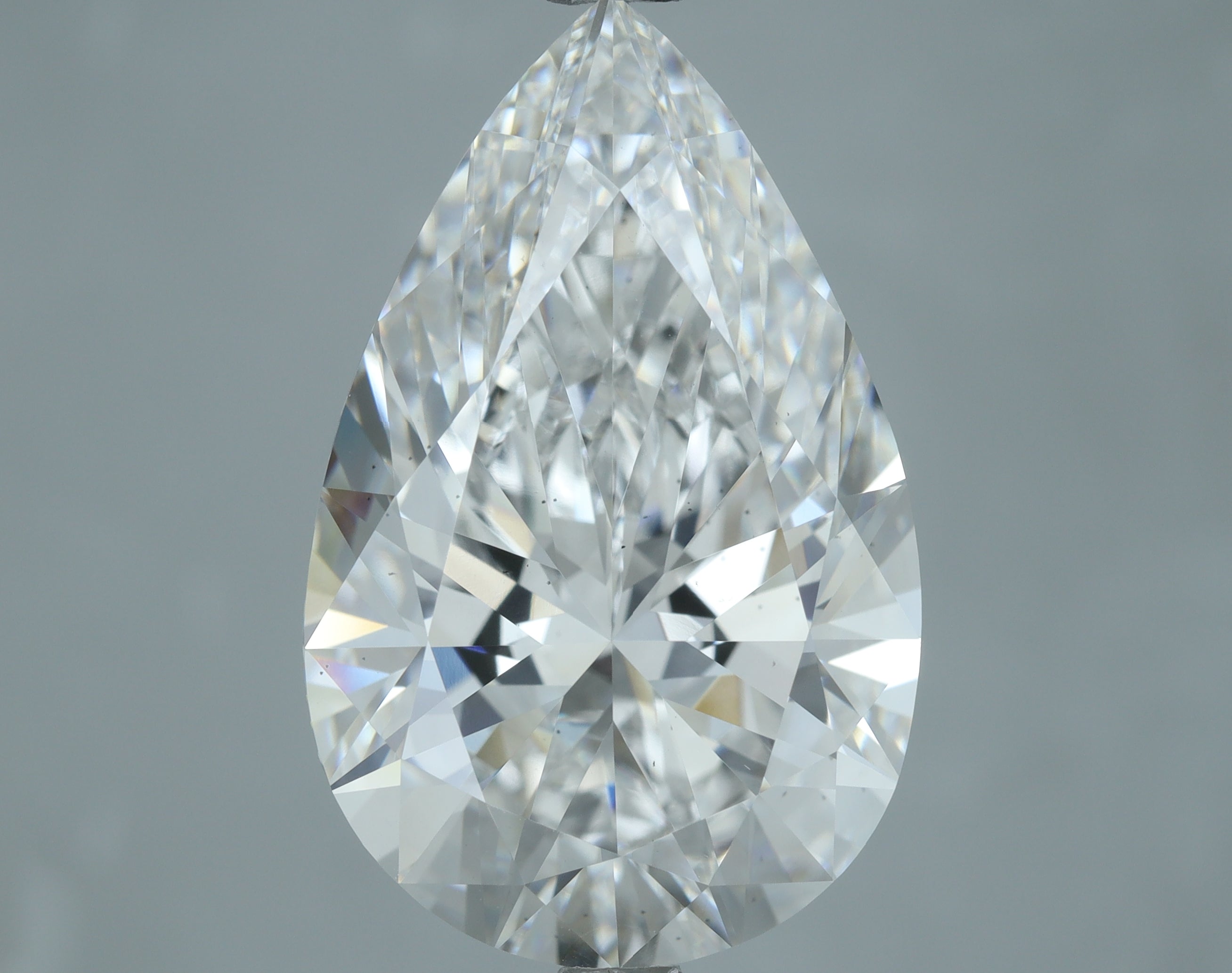 Lab-Grown 7.01 Carat Pear Shape Diamond color E Clarity VS2, precious stones, engagement diamonds