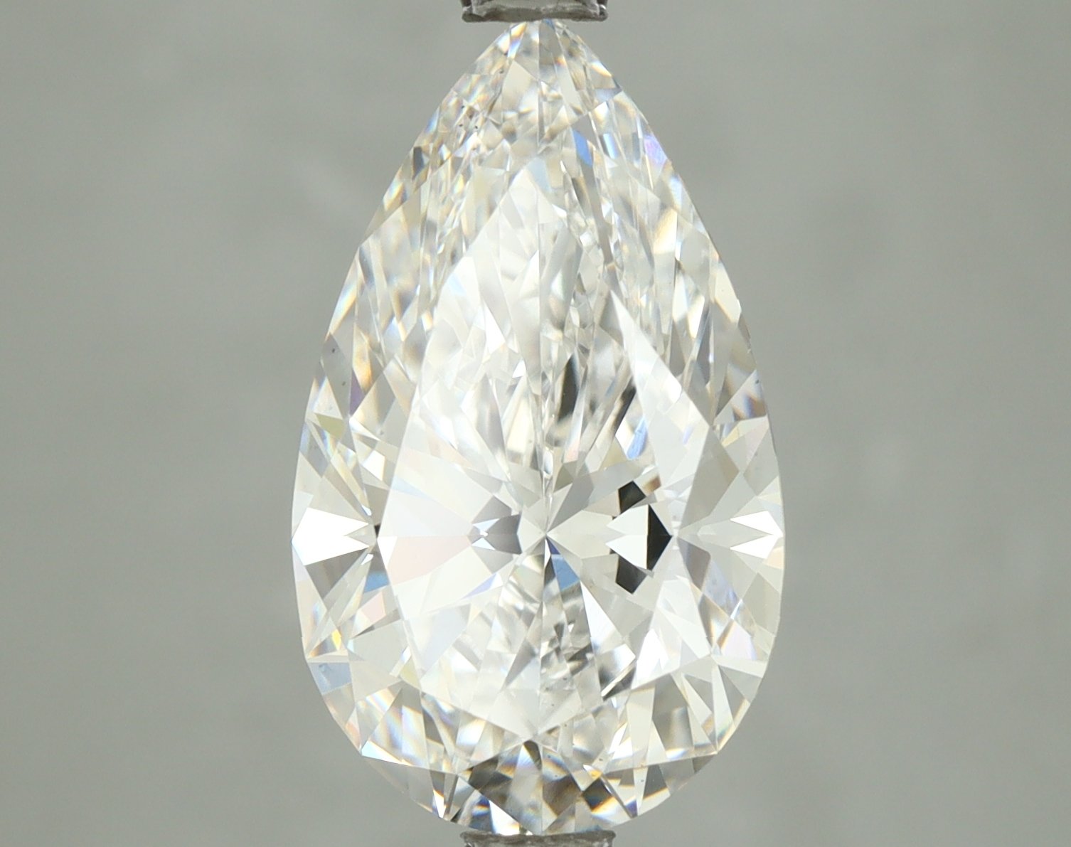Lab-Grown 3.10 Carat Pear Shape Diamond color E Clarity VS1, precious stones, engagement diamonds