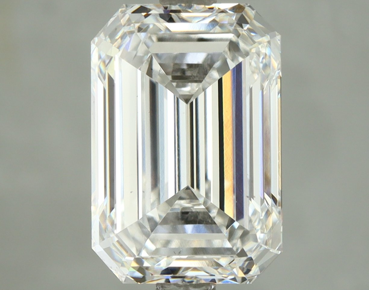 Lab-Grown 3.50 Carat Emerald Cut Diamond color E Clarity VS1, precious stones, engagement diamonds