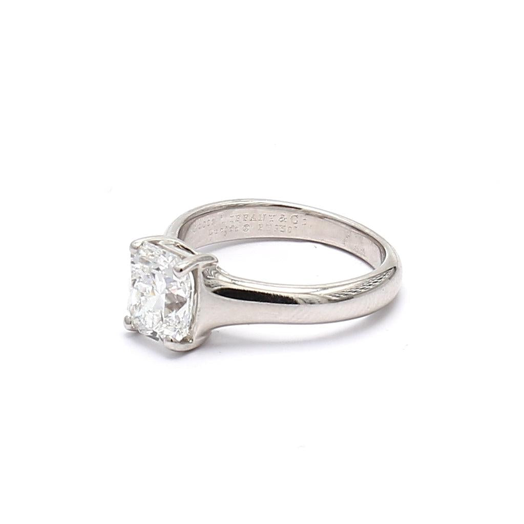 Tiffany and Co 1.52 Carat Radiant Cut F-VS1 Diamond Platinum Engagement Ring