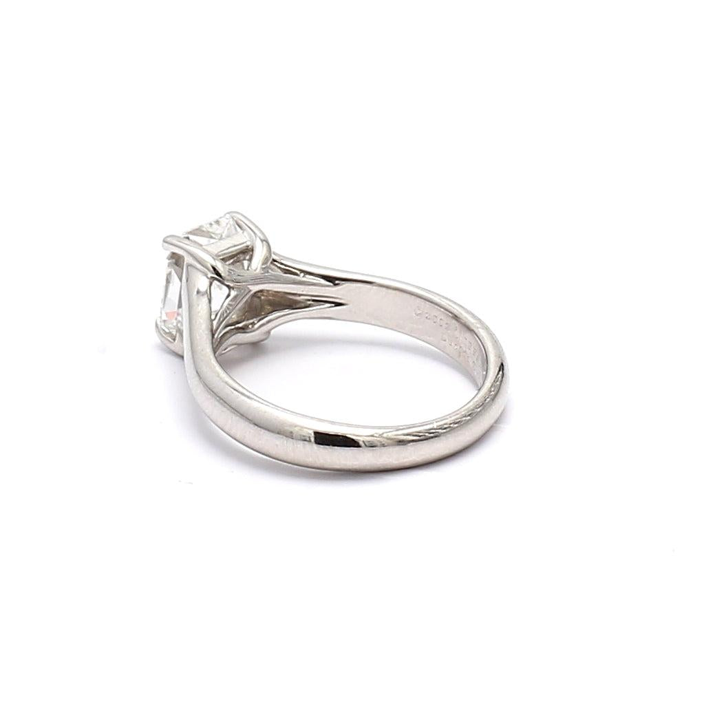 Tiffany and Co 1.52 Carat Radiant Cut F-VS1 Diamond Platinum Engagement Ring