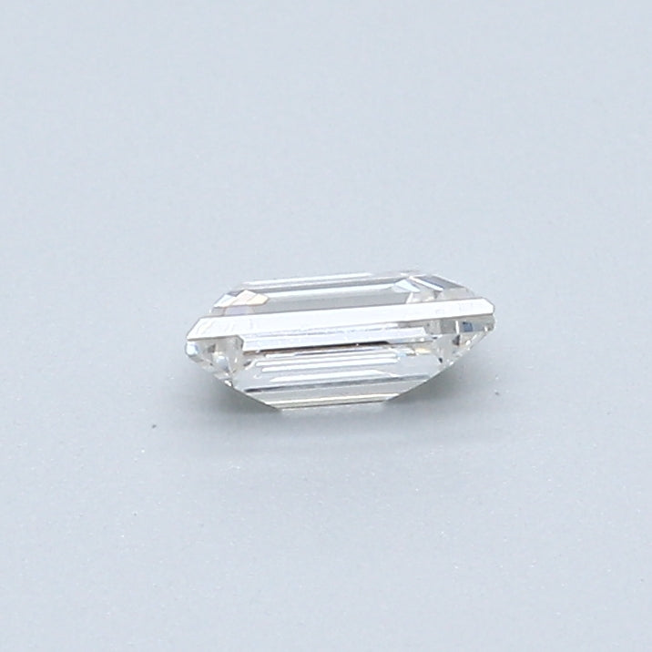 0.25 Carat Trapezoid Shape Diamond color G Clarity VS1