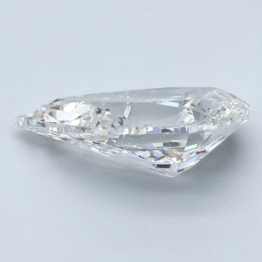 2.97 Carat Pear Shape Diamond color H Clarity I1