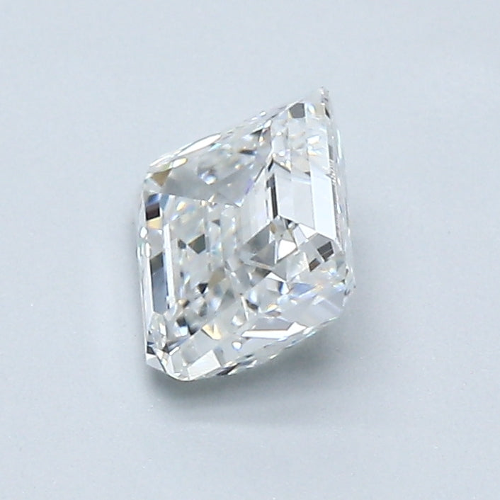 0.90 Carat Trapezoid Shape Diamond color F Clarity VS1