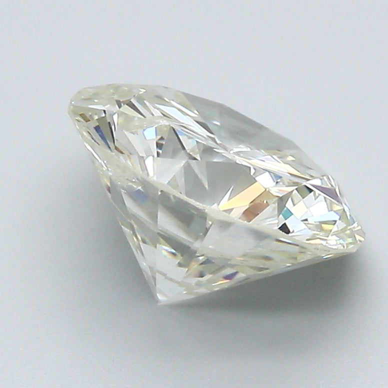 3.17 Carat Round Brilliant Diamond color L Clarity I1