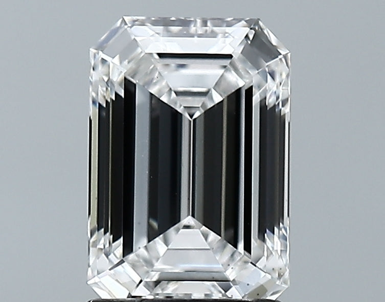 Lab-Grown 1.87 Carat Emerald Cut Diamond color E Clarity VS2 With GIA Certificate, precious stones, engagement diamonds