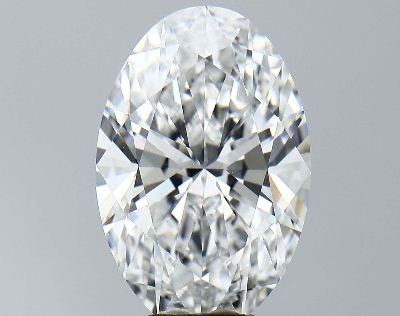 Lab-Grown 7.36 Carat Oval Shape Diamond color F Clarity VVS2 With GIA Certificate, precious stones, engagement diamonds